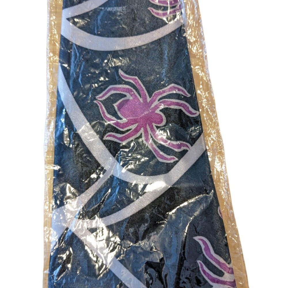 Mens Necktie Tie Halloween Novelty Spiders Cobwebs Spooky Purple Black 58 Inches - Picture 3 of 3